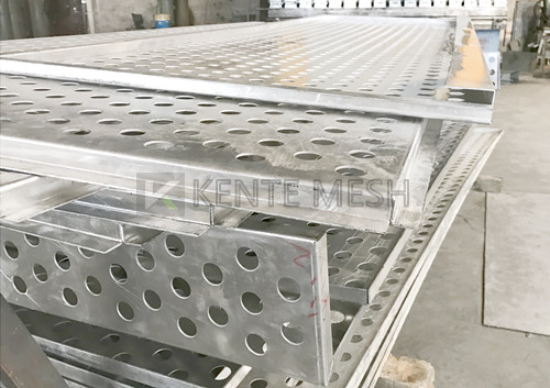 DECORATIVE PERFORATED METAL SHEET CALDDING  (2).jpg