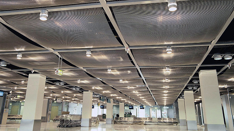 architectural-wire-mesh-ceiling (1).jpg